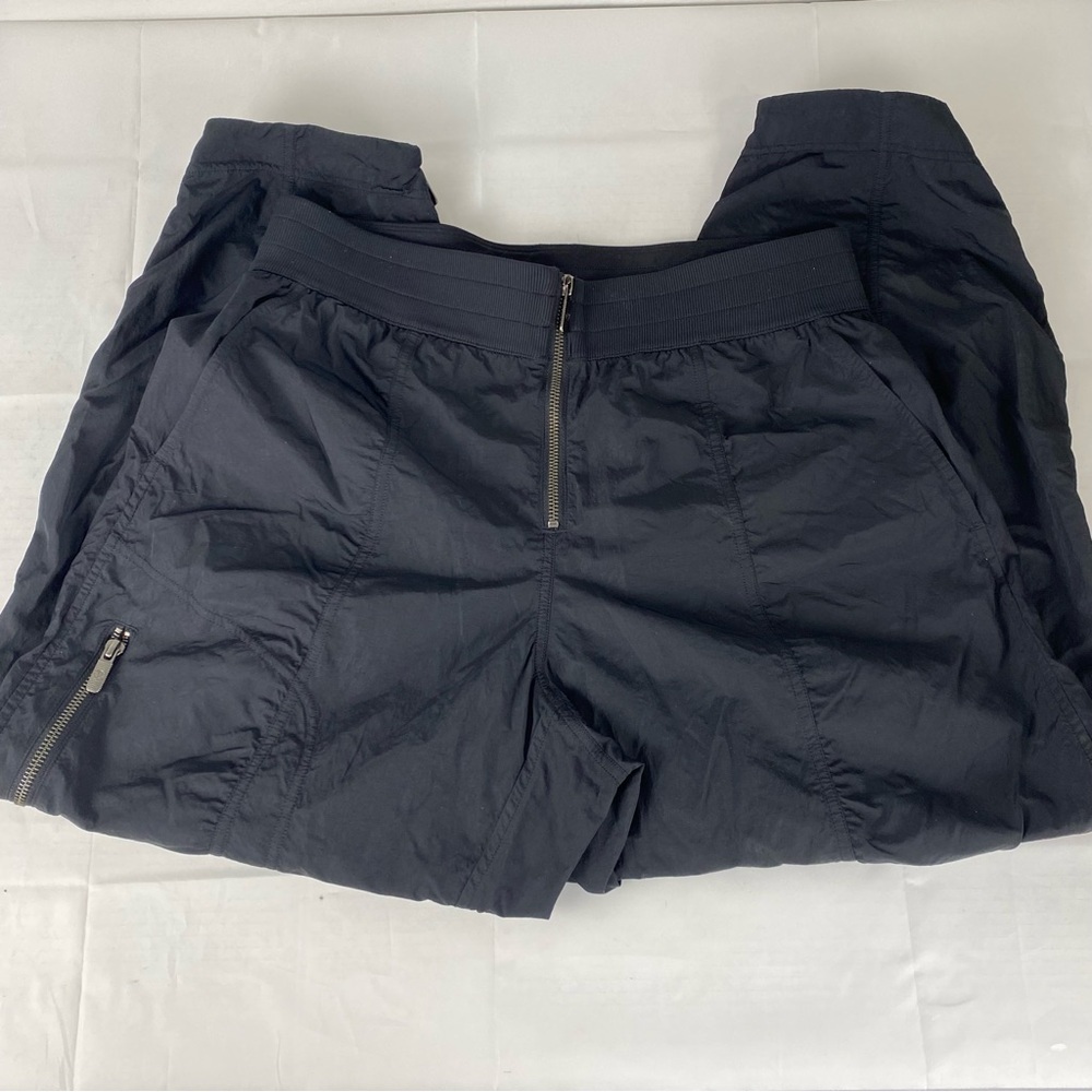 Lululemon Black Cropped Zip Hem Jogger Pants – Size 8 - Picture 2 of 7